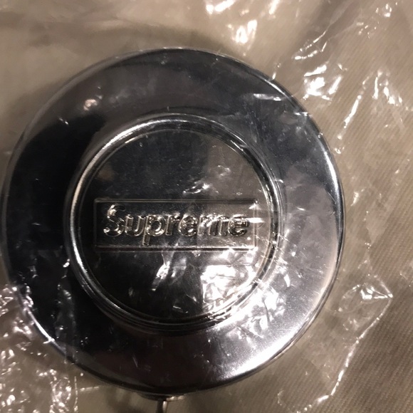 Supreme FW20 keychain - Picture 5 of 5